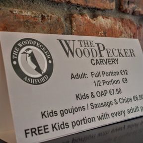 Woodpecker Bar & Restaurant